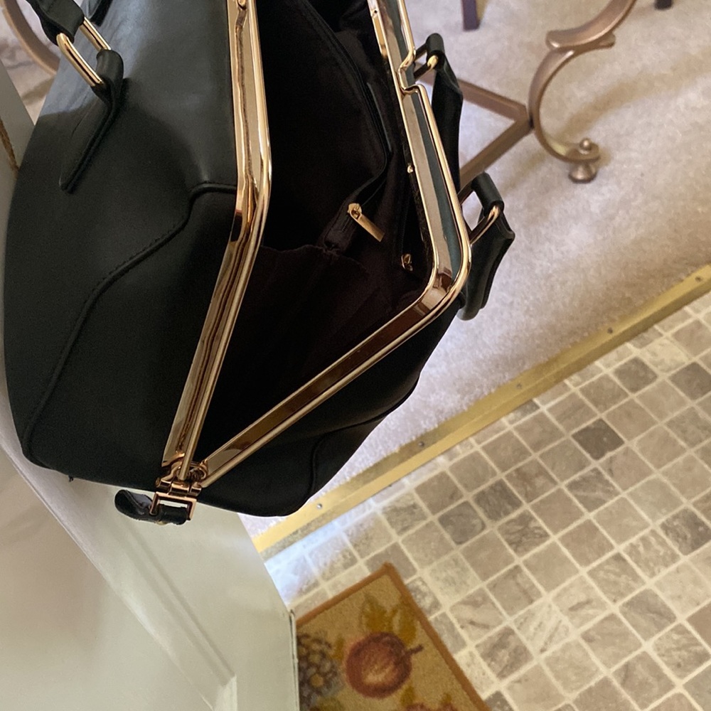 Bag - Picture 3 of 11